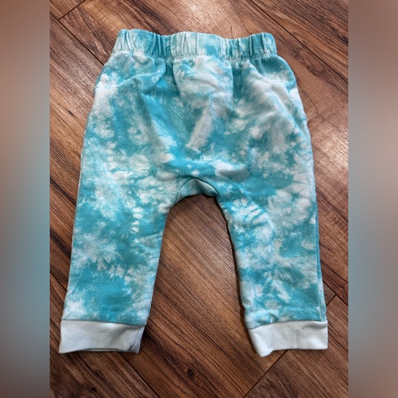 Baby Joggers -SOLD- - Picture 2 of 3